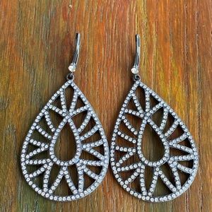 Nadri Stunning “Black Tie Event” Earrings